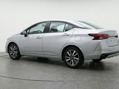 Used 2025 Nissan Versa SV FWD image 6