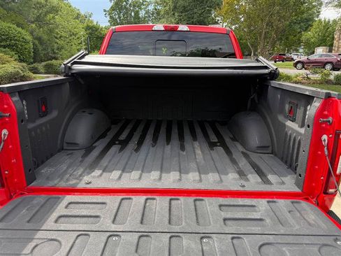 Used 2019 Ford F150 XLT w/ Equipment Group 302A Luxury AWD/4WD image 24