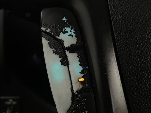 Used 2015 Chevrolet Express 3500 LS w/ Chrome Appearance Package image 23