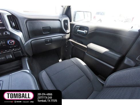 Used 2020 Chevrolet Silverado 1500 RST w/ Texas Edition RWD image 11