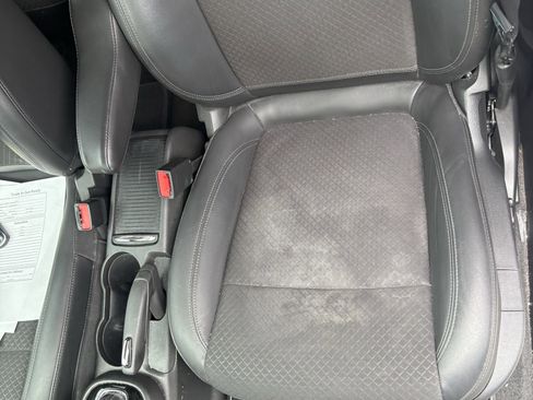 Used 2022 Buick Encore Preferred w/ Safety Package FWD image 10