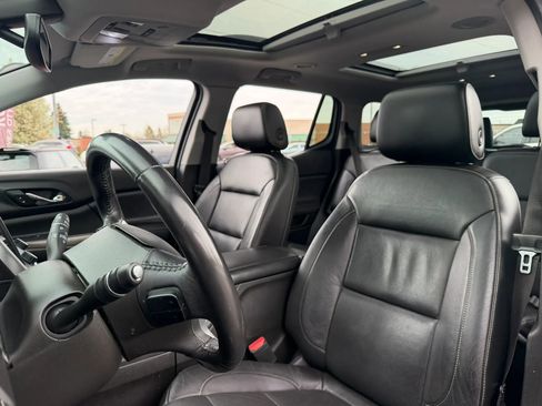 Used 2017 GMC Acadia SLT image 19