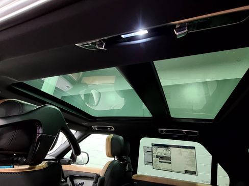 New 2026 Land Rover Range Rover Sport Dynamic SE image 15