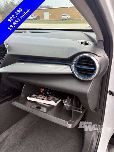 Used 2026 Chevrolet Trax LT FWD image 35