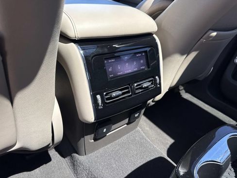Used 2023 Lincoln Aviator Reserve w/ Equipment Group 201A RWD image 21