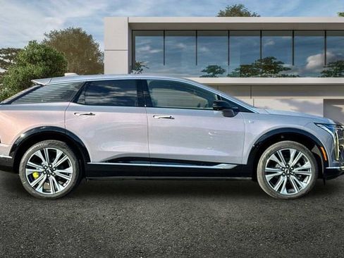 New 2026 Cadillac Optiq Luxury 2 w/ LPO, Floor Liner Package AWD/4WD image 2