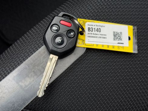 Used 2018 Subaru Impreza 2.0i Premium w/ Eyesight & BSD & Rcta image 31