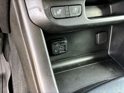 Used 2022 GMC Canyon AT4 w/ Trailering Package image 23