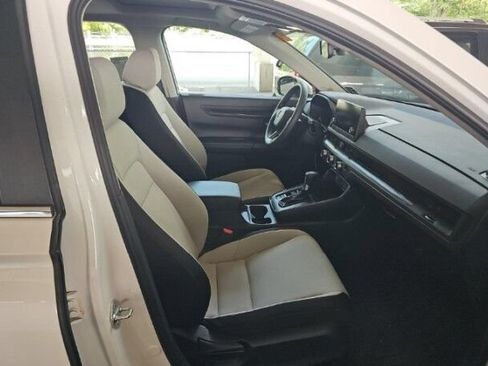 Used 2024 Honda CR-V EX image 8