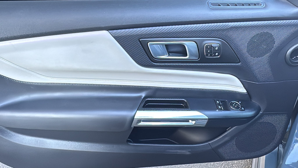 Certified 2024 Ford Mustang Premium RWD image 18