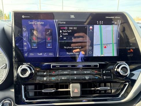 Used 2022 Toyota Highlander Platinum image 27