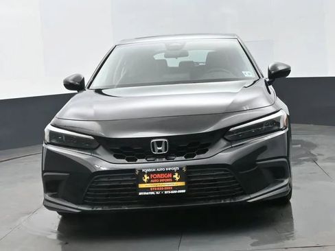 Used 2023 Honda Civic EX-L image 3