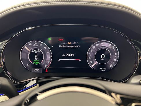 New 2026 Bentley Flying Spur Plug-In Hybrid image 26