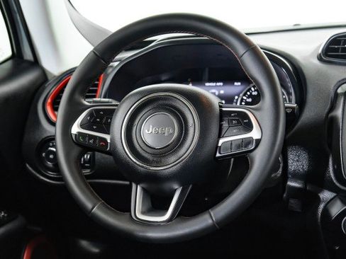 Used 2023 Jeep Renegade Trailhawk image 14