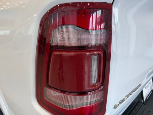 Used 2022 RAM 1500 Limited AWD/4WD image 20