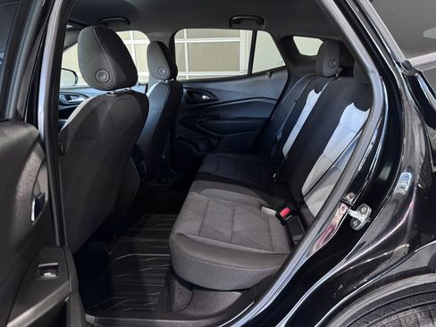 Certified 2024 Chevrolet Trax RS image 9