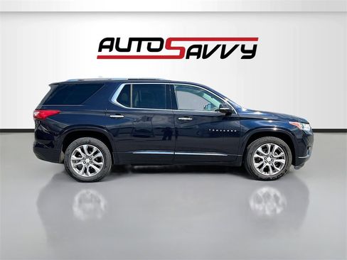 Used 2020 Chevrolet Traverse Premier w/ LPO, Floor Liner Package image 8