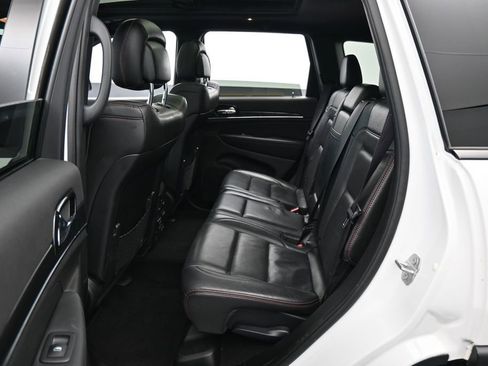 Used 2021 Jeep Grand Cherokee Trailhawk w/ Trailhawk Luxury Group AWD/4WD image 32