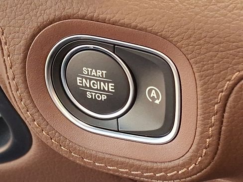 Used 2025 Mercedes-Benz GLE 53 AMG 4MATIC Coupe image 24