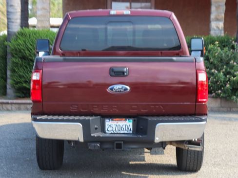 Used 2011 Ford F250 XLT w/ XLT Premium Pkg AWD/4WD image 7