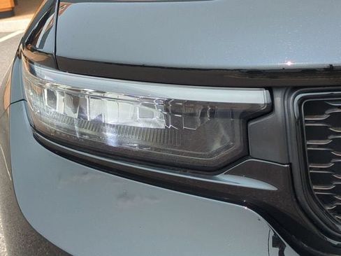 Used 2023 Jeep Grand Cherokee L Laredo AWD/4WD image 10