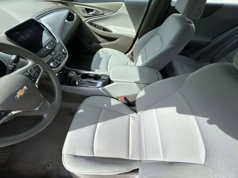 Used 2020 Chevrolet Malibu LS w/ Driver Confidence Package II image 10