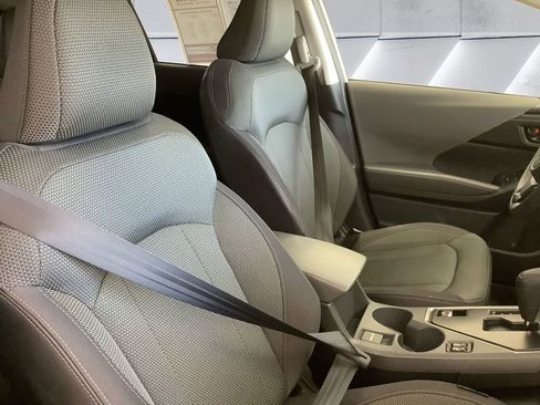 Used 2024 Subaru Crosstrek 2.0i Premium AWD/4WD image 14