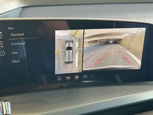 New 2026 Cadillac Vistiq Premium Luxury w/ LPO, Floor Liner Package image 19