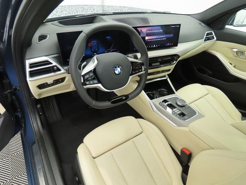 Certified 2025 BMW 330i Sedan w/ Premium Package image 9