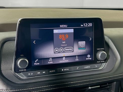Used 2023 Nissan Rogue SV AWD/4WD image 14