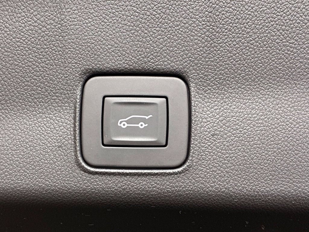 Used 2026 Chevrolet TrailBlazer LT w/ Convenience Package AWD/4WD image 37