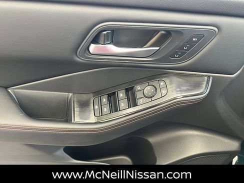 New 2026 Nissan Rogue SV image 12