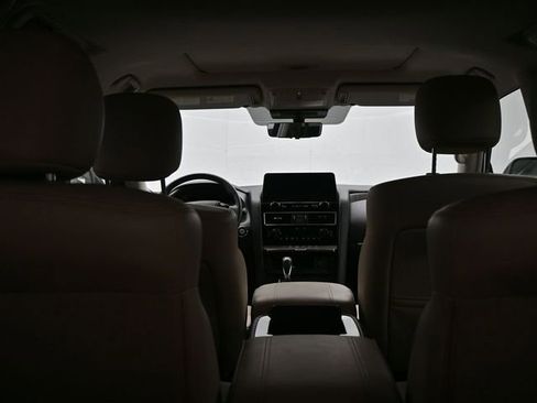 Used 2024 Nissan Armada Platinum w/ Captain's Chairs Package AWD/4WD image 15