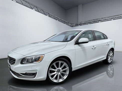 Used 2016 Volvo S60 T5 Inscription Platinum FWD image 15