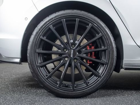 Used 2024 Volkswagen GTI Autobahn FWD image 21