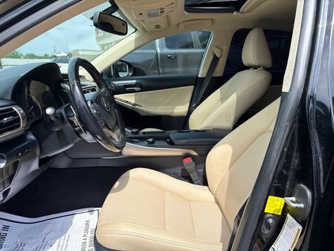 Used 2015 Lexus IS 250 RWD image 18