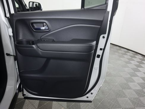 New 2026 Honda Ridgeline RTL image 16