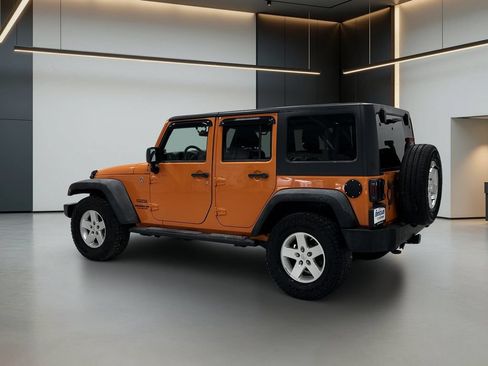 Used 2012 Jeep Wrangler Unlimited Sport AWD/4WD image 3