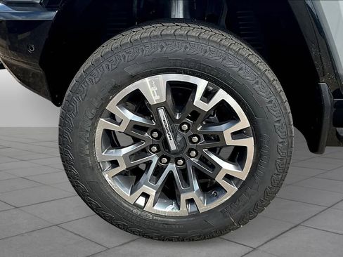 New 2025 GMC Hummer EV 3X w/ Battery Pack, 24 Module Pack image 11