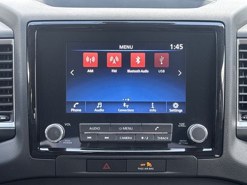 Used 2022 Nissan Frontier SV AWD/4WD image 7