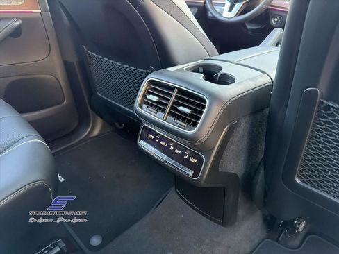 Used 2022 Mercedes-Benz GLS 450 4MATIC image 21