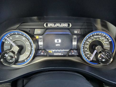 Used 2020 RAM 1500 Limited w/ Body Color Bumper Group image 33