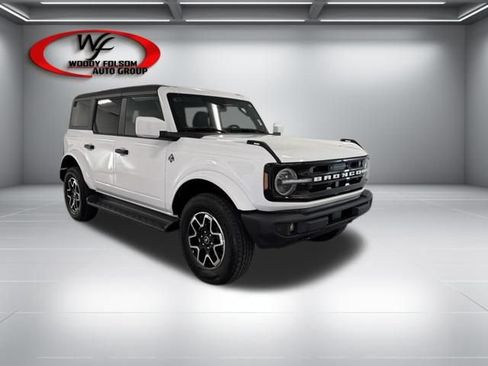 New 2026 Ford Bronco Outer Banks AWD/4WD image 3