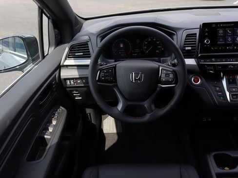 Used 2026 Honda Odyssey Sport-L image 19