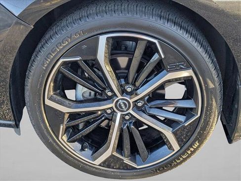 Used 2023 Nissan Altima 2.5 SR w/ SR Premium Package image 22