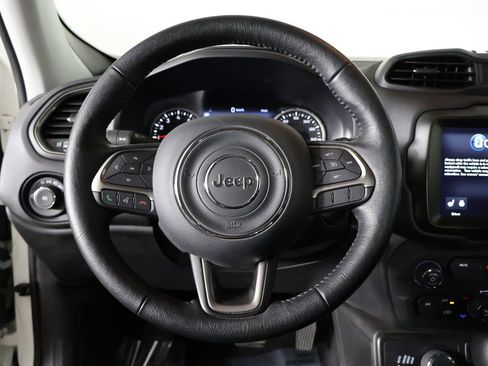 Used 2022 Jeep Renegade Latitude w/ Convenience Group AWD/4WD image 34