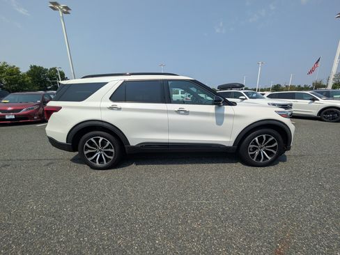 Certified 2020 Ford Explorer ST AWD/4WD image 2