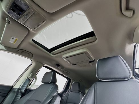 Certified 2026 Honda Odyssey Touring image 15