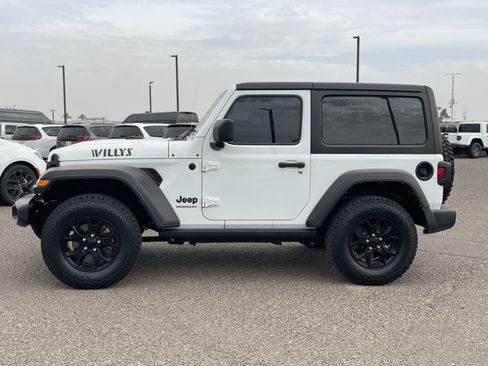 Certified 2022 Jeep Wrangler Sport AWD/4WD image 4