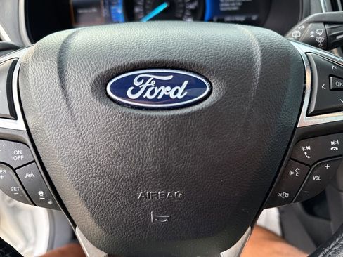 Used 2024 Ford Edge Titanium w/ Titanium Elite Package image 27